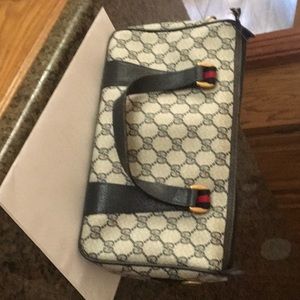 Ladies Gucci  vintage handbag
